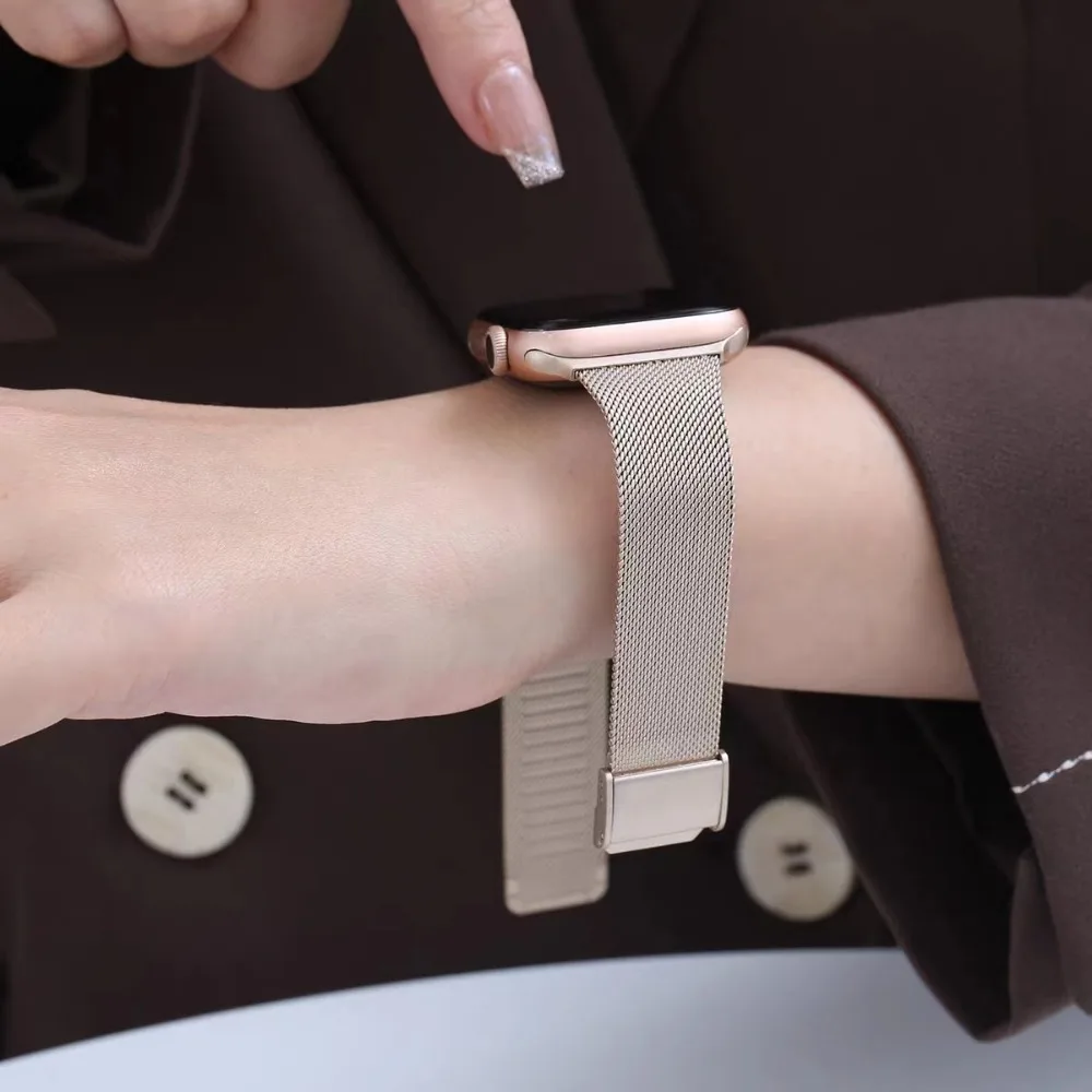 Luxurious Milanese Loop Bracelet