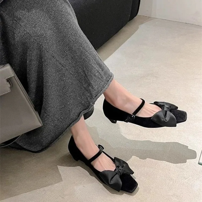 Women's Low Heeled Shoes Bow Tie One-line Buckle Shallow Mouth Shoes Women Dress Spring New Fashion Mary Jen Zapatillas De Mujer 2