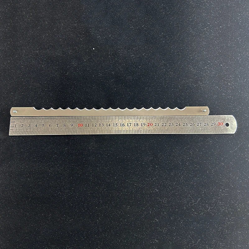 빵 슬라이서 블레이드 톱니 모양의 블레이드 275mm 285mm 300mm 이빨 토스트 빵 슬라이서 커팅 블레이드