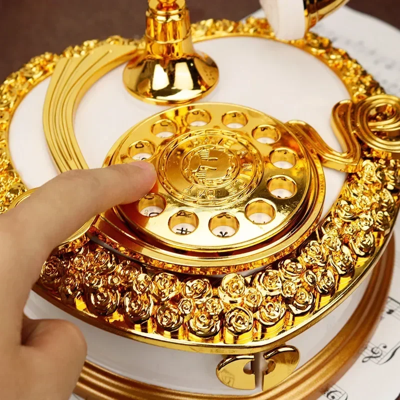 Creative Classical Style Light Luxury Old-fashioned Telephone Design Music Box Birthday Gift Home Living Room Decoration 2