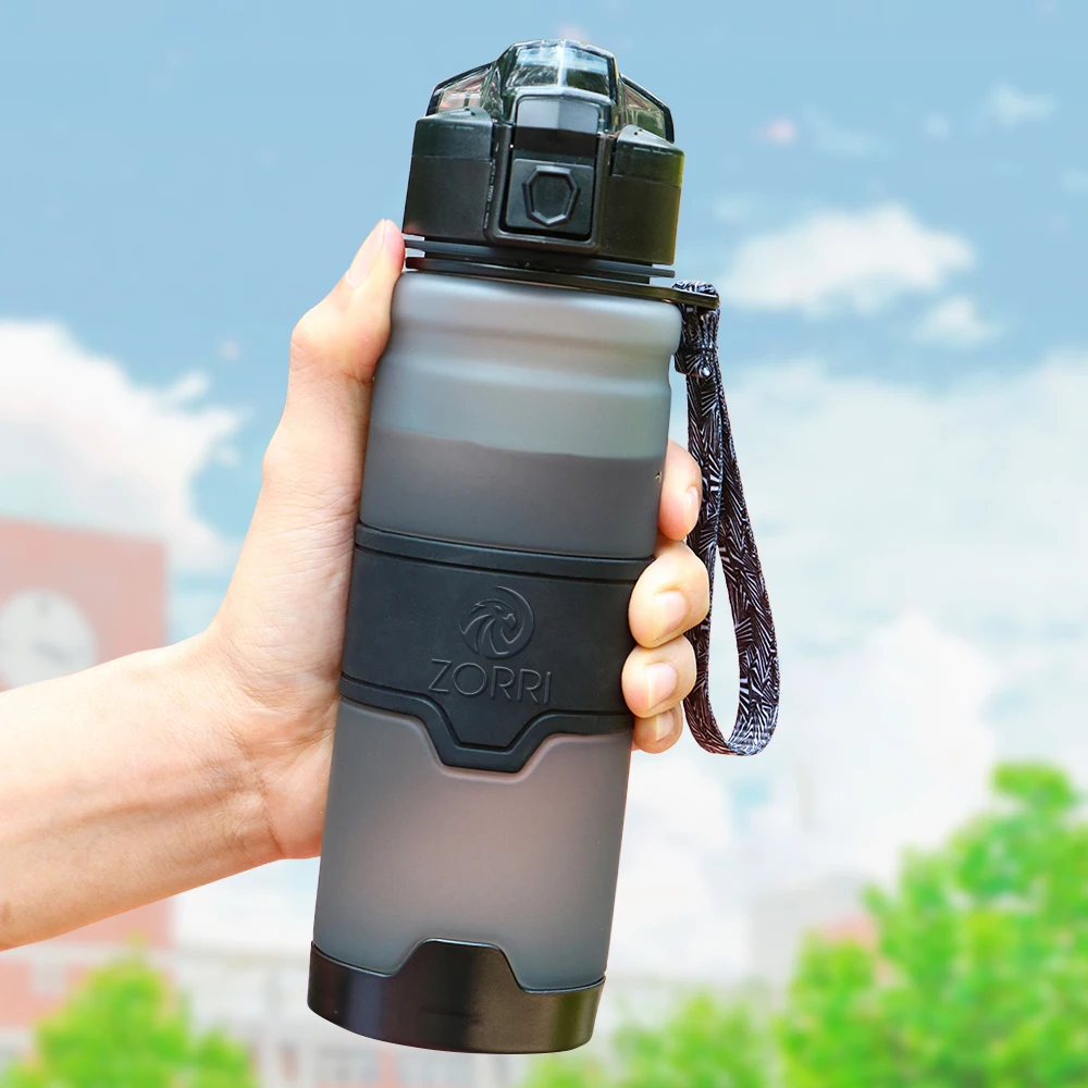ZORRI BPA Free Sports Water Bottle CE/EU Protein Shaker Gym Outdoor Tour Leakproof Drinking Bottle Gourde Botella De Agua