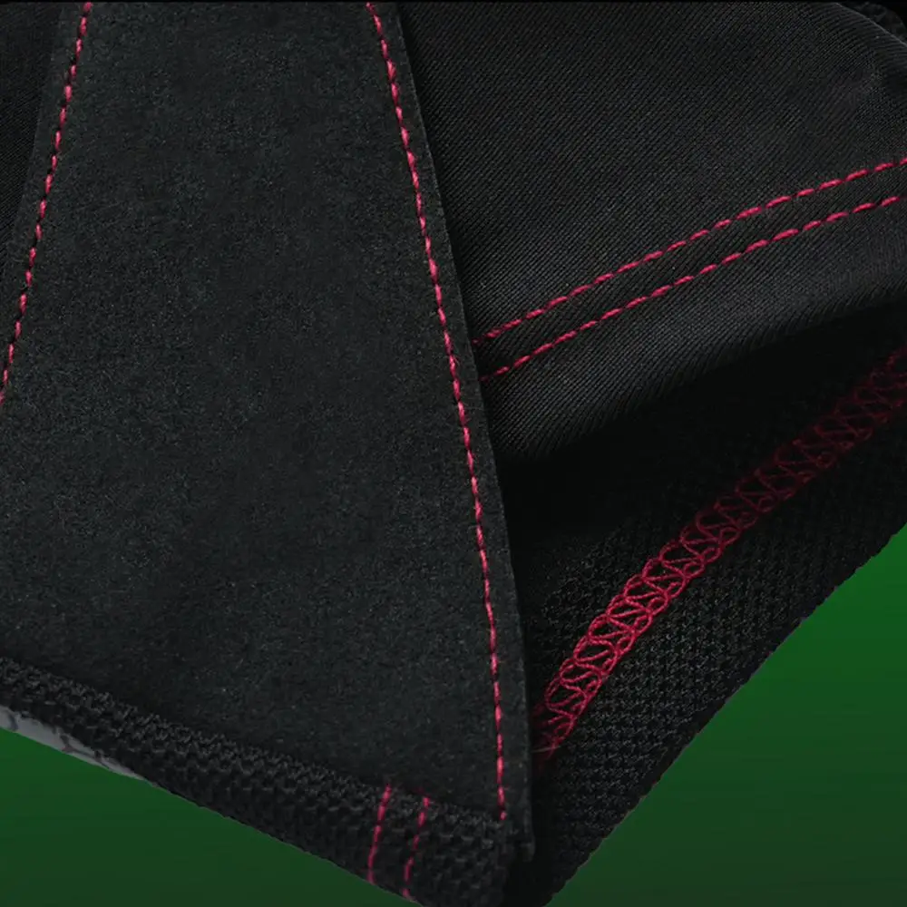 Description Picture 3 of item1Pc Billiards Glove Left Hand Three Finger Snookers Billiard Glove Non Slip Stickers Elasticity Billiard Cue Shooter Sport Glove