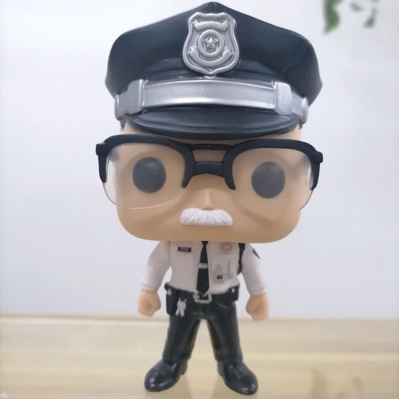 

Vinyl Figurine Marveles Movie CAPTAIN AMERICA STANLEES Uniform Collections Action Figure Table Ornaments Children Birthday Gifts
