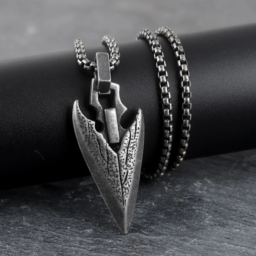 Celtic Weapon Spear Pendant Necklace Men\\\\'s Punk Retro Nordic Mythology Hip Hop Trend Jewelry