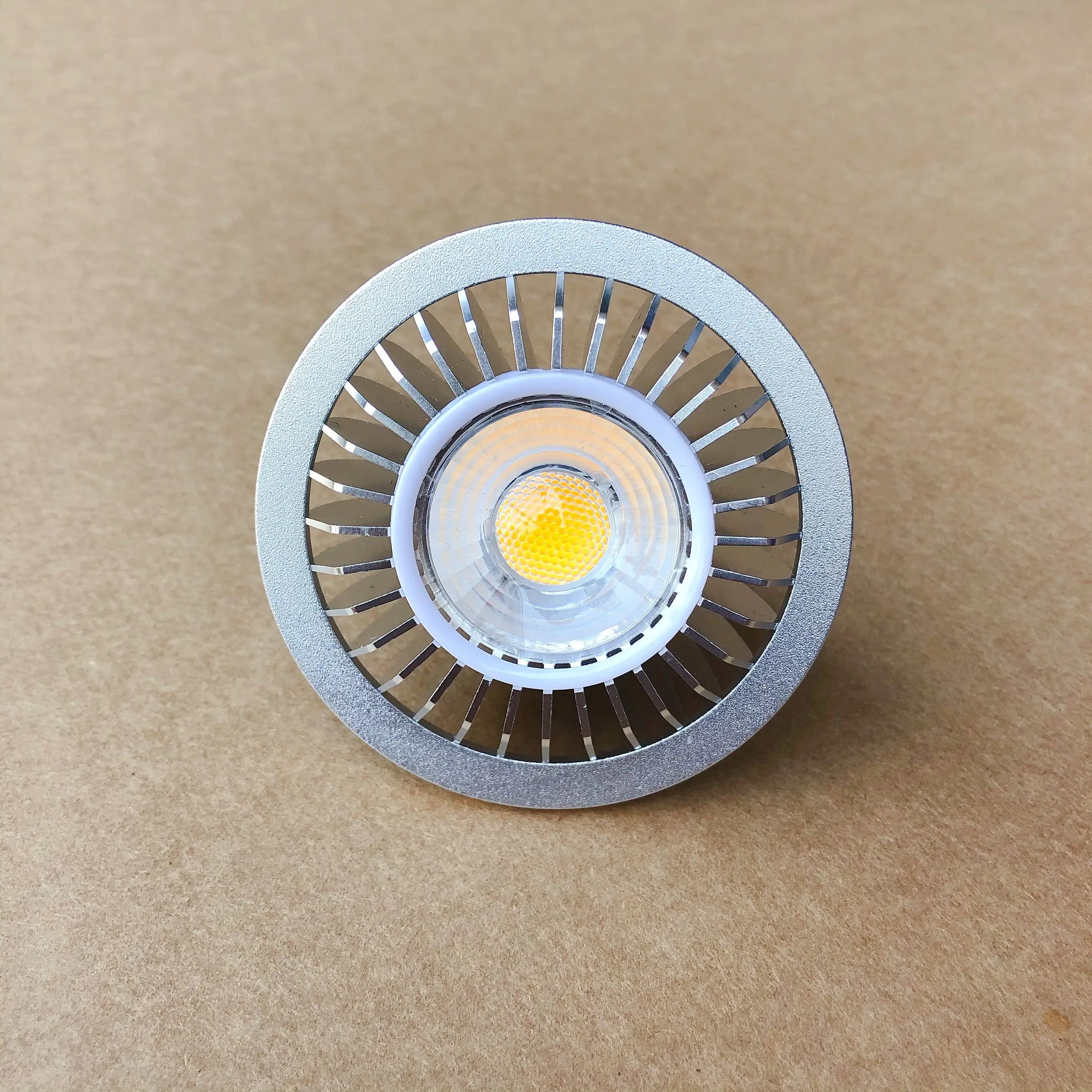 1pcs AC85-265V/DC12V 7W AR70 B15D LED Spotlight BA15D AR70 LED Bulb Light Recessed Ceiling Lamps for Home Commercial Lighting