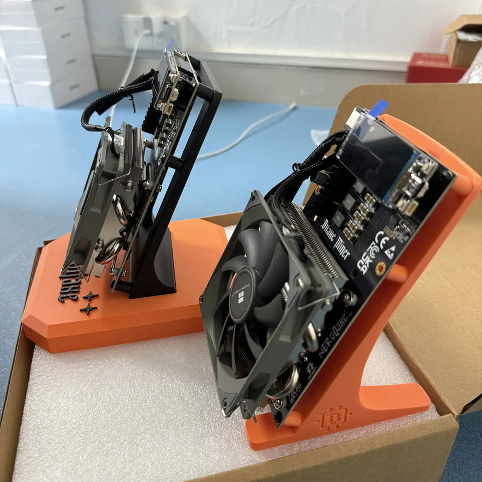 その他 emDASH x SNKRDUNK Soft Vinyl AMANOJAKI emDASH x SNKRDUNK Soft Vinyl AMANOJAKI