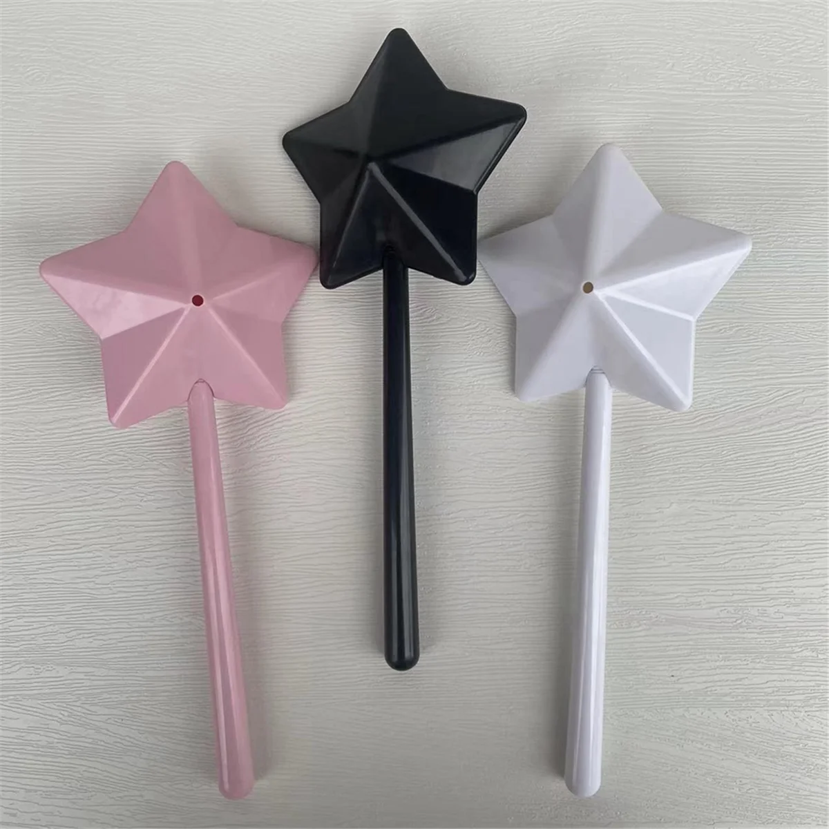 Salt and Pepper Shaker Magical Wands Shape Plastic Pepper Spices Dispenser Salt Control Bottle