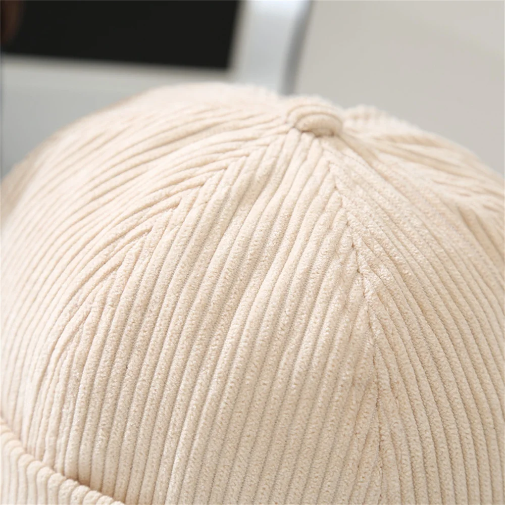 Corduroy Caps Unisex Corduroy Solid Color Brimless Caps for Men Women Streetwear Hip Hop Hats Retro Beanie Docker Caps Adjustable Dome Hats