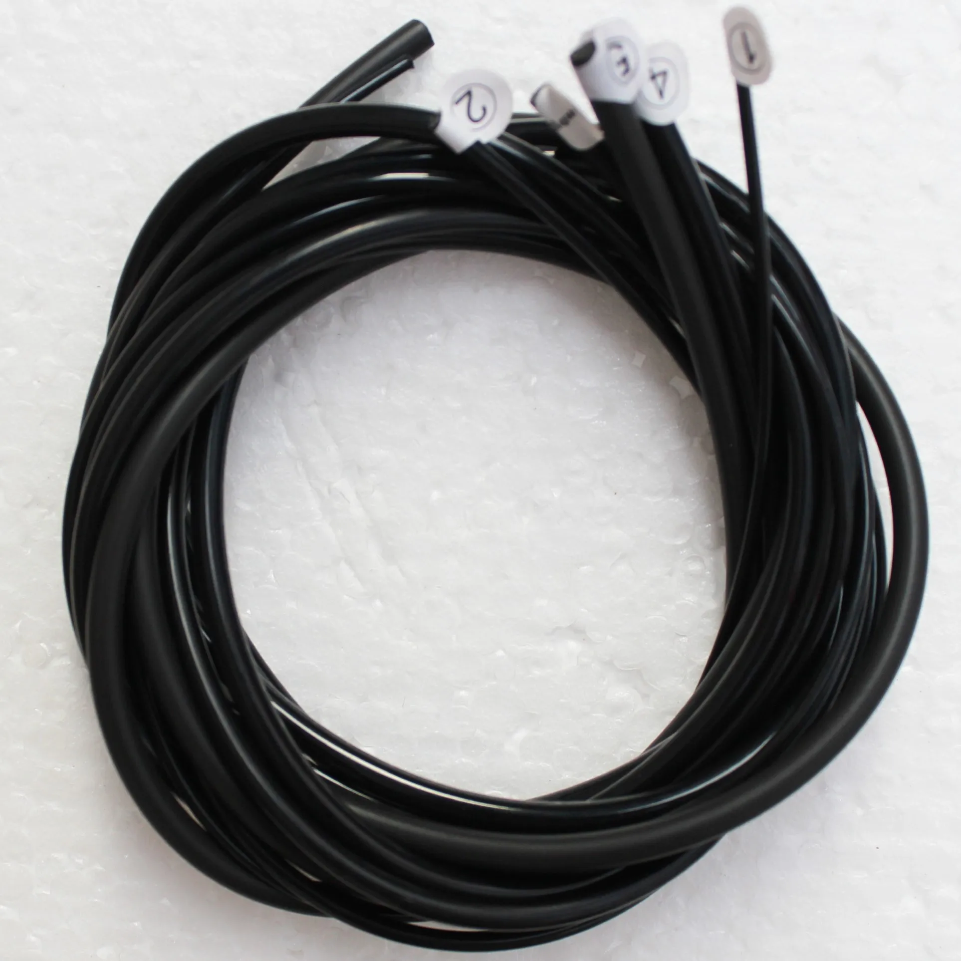 

5 струн, бас, Φ, Thunderblack, из Италии