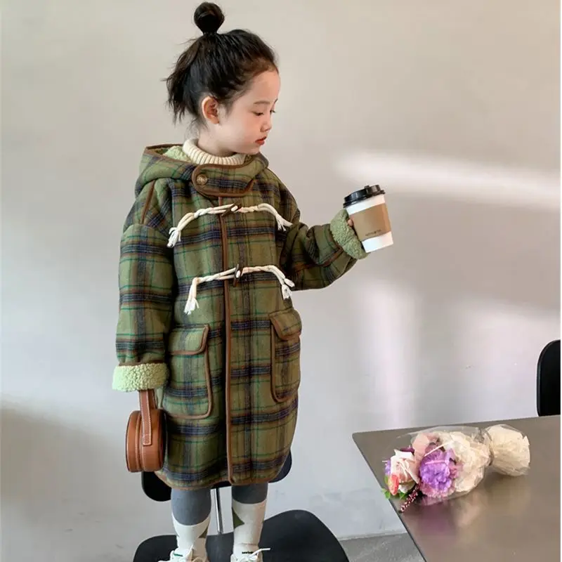여아용 체크 무늬 암소 뿔 버클 모직 코트, 중간 길이, 트렌디 모직, 어린이 겨울 코트, 가을 겨울, 2024 신상