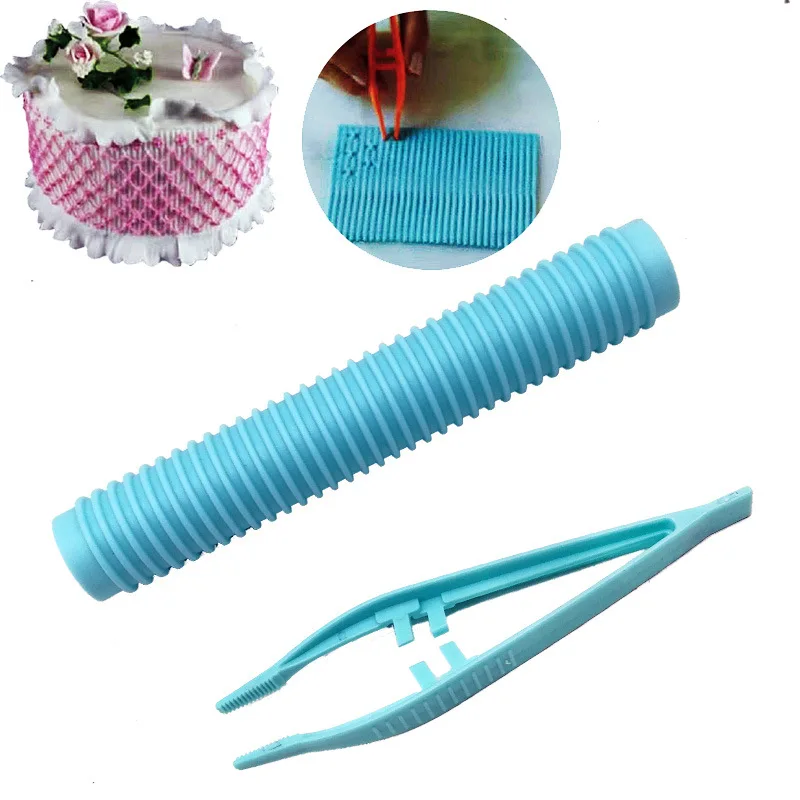 Description Picture 3 of item2pcs Clip Roller Cake Lace Tool Cookie Mould Sugar Fondant Cutter Cake Decoration Cutting Mold Tools For Biscuit Cupcake Pastry