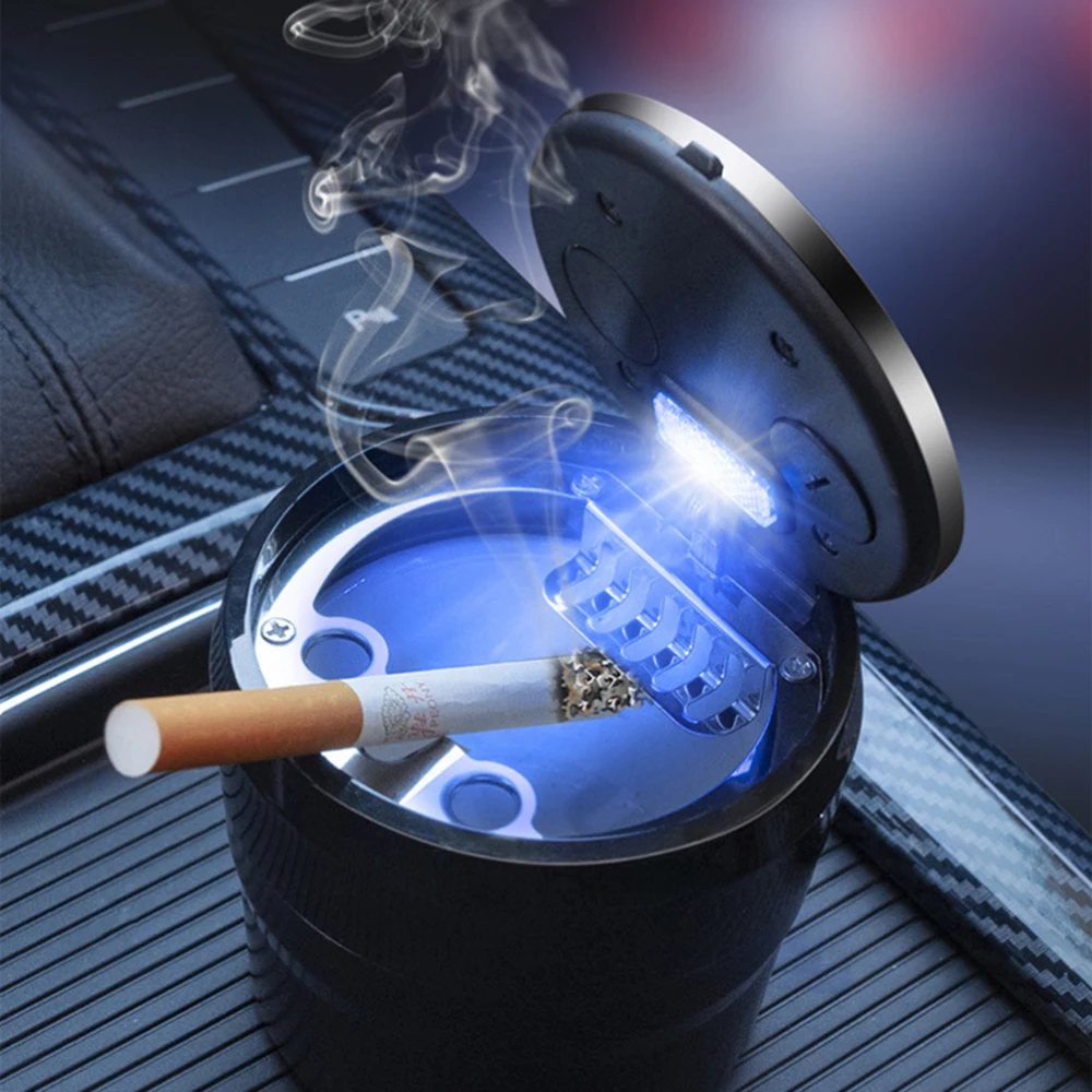 アウディAUDI 車用灰皿 タバコ灰皿 LEDライト付き ミニごみ箱 取り外し可能 ドリンクホルダー型 喫煙用 吸い殻入れ 火消し穴付き 車内便利アイテム LEDライト付きクリエイティブカー灰皿、難燃性、アウディロードrs a4