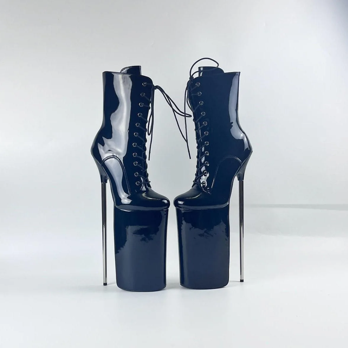 30CM Hate Sky High European and American fetish boots Sexy large waterproof platform steel pipe dance boots Fun runway