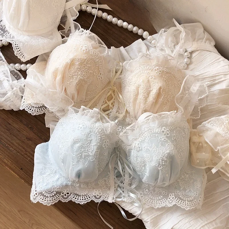

The New Fresh Girl Bra Bra for Women with Small Breasts Showing Large Upper Support No Underwire Lace Side Pull-up Set Bra