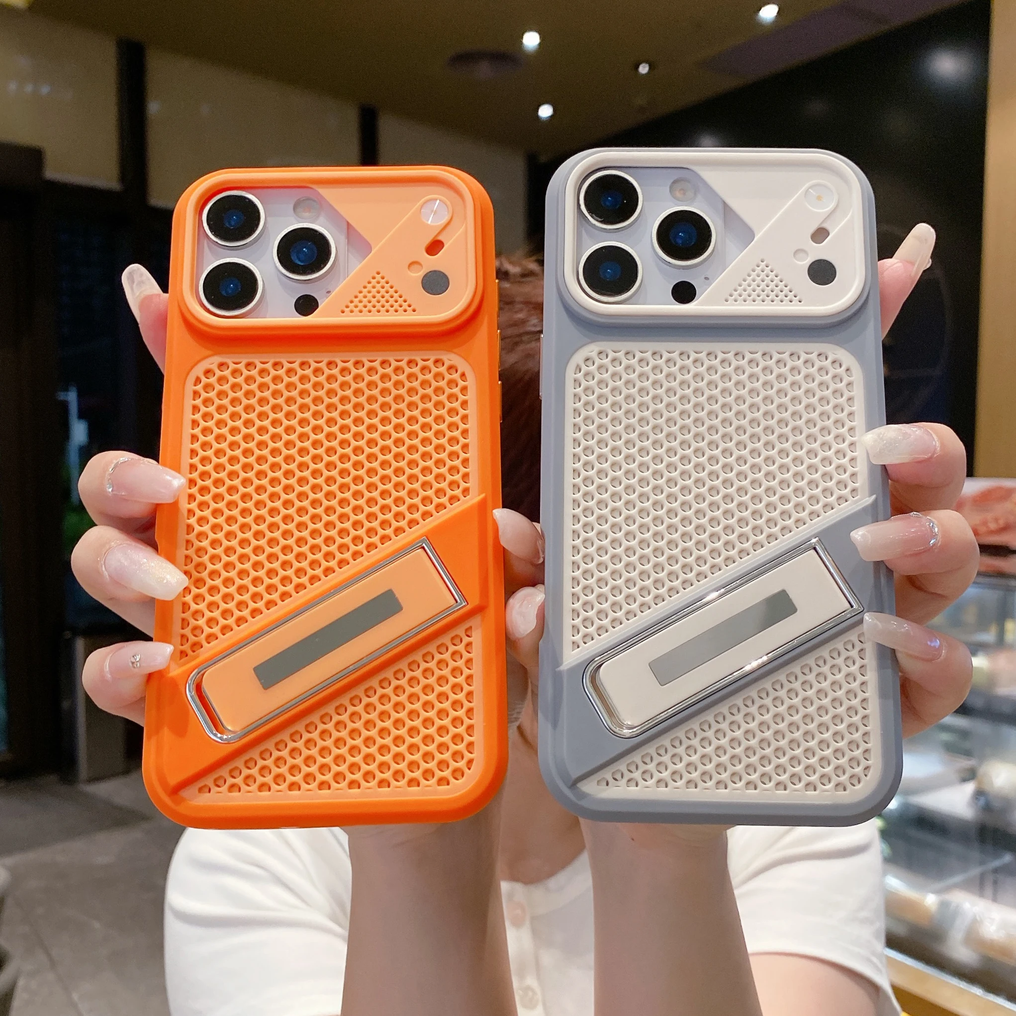 Honeycomb Cooling Shockproof Phone Case with Foldable Stand