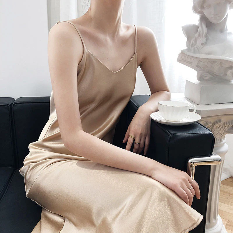 

Sling Dress Satin V-neck Long Sexy Low Waist Casual Korean Style Women's Spring and Summer Base Dress All-match White Formal Y2K