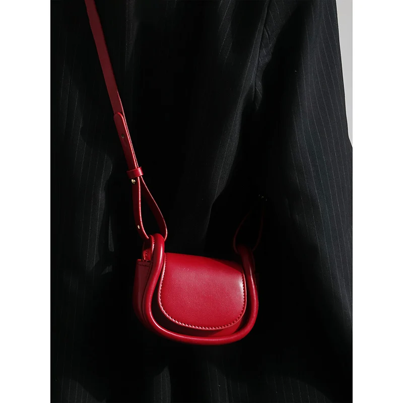 

2024 New Single Shoulder Crossbody Mini Bag For Women Texture Pu Leather Female Handbags Commuting Lipstick Card Small Red Bags