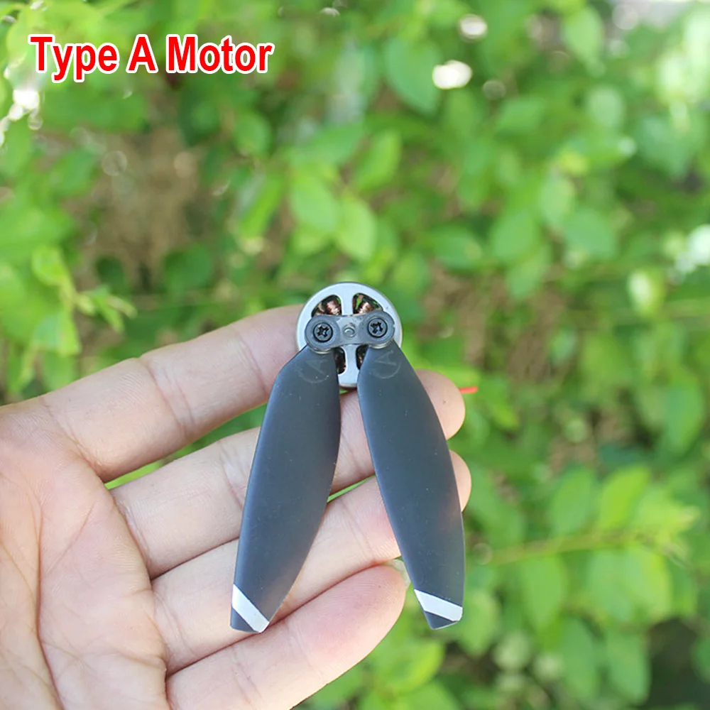 Hélice noire adaptée au moteur sans balais 1605 1850KV pour avion RC
