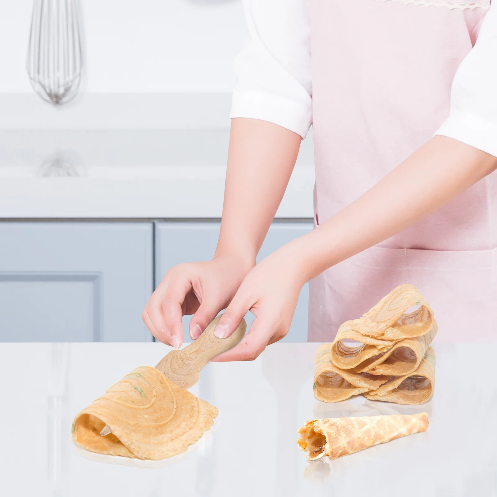 

Kitchen Accessory Ice Cream Horn Mold Human Body Cooking Tool Wooden Krumkake Rolling Home