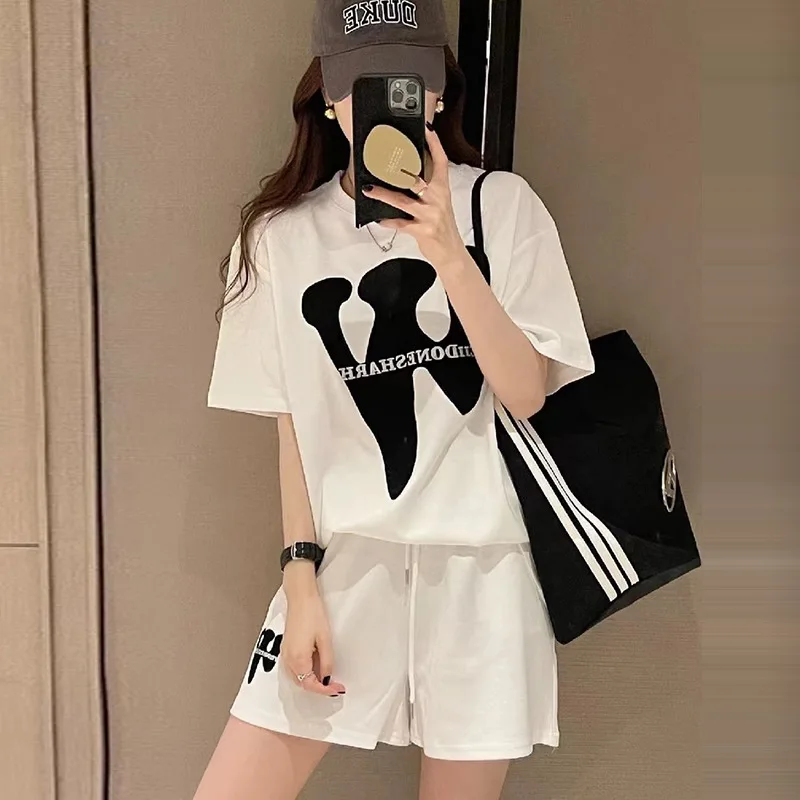 

Летний женский повседневный комплект из двух предметов, Модный комплект с коротким рукавом и шортами с буквенным принтом, женский спортивный костюм