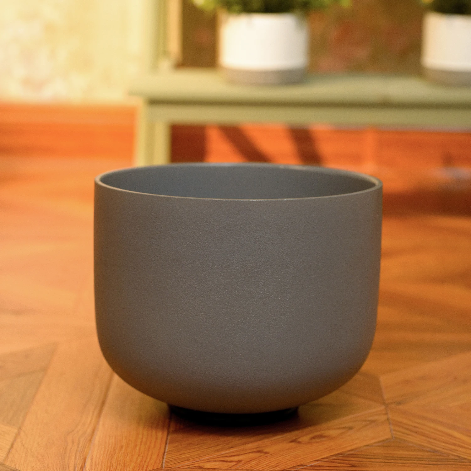 

Hye-eun Black 8 Inch Crystal Singing Bowl 440Hz Or 432Hz For Sound Healing With Free Rubber Mallet