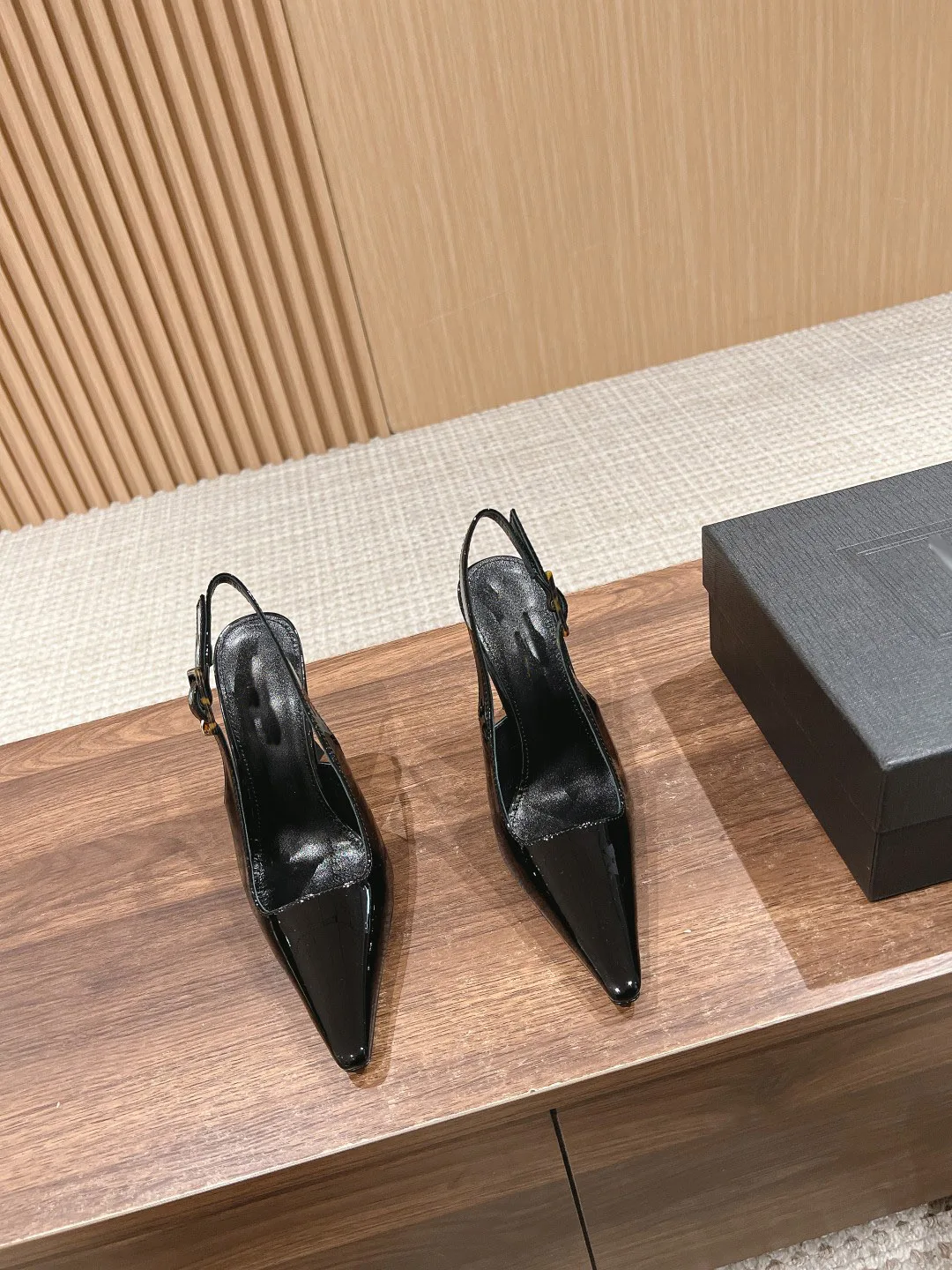 

2023 высококачественные элегантные подковы высокие heels1225