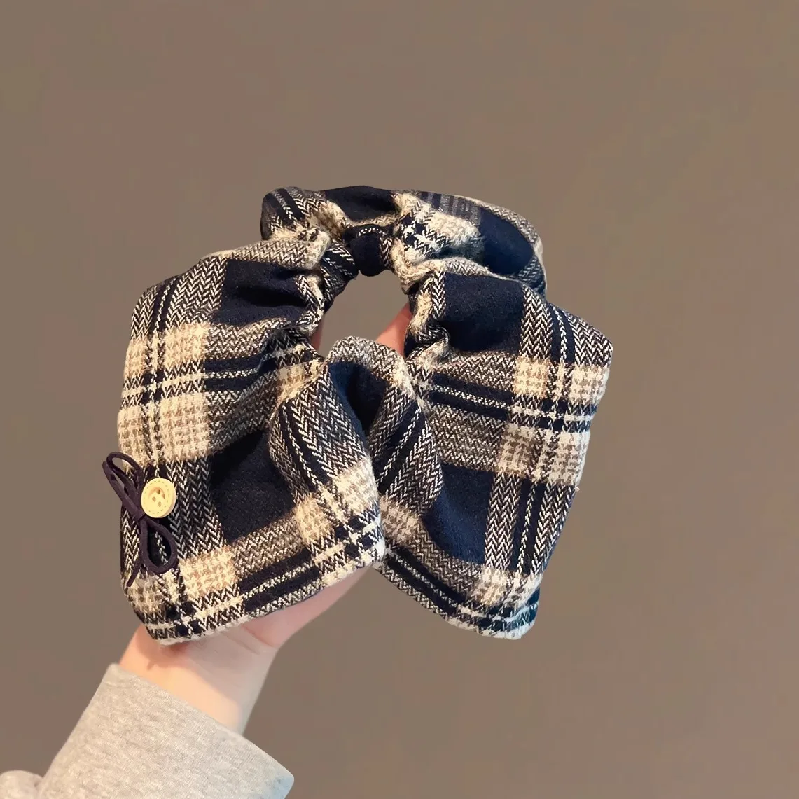 1PCAutumn Winter Plaid Scrunchie with Button Detail-Vintage Checkered Hair Accessory for Women, Hair Tie for Daily & Office Look