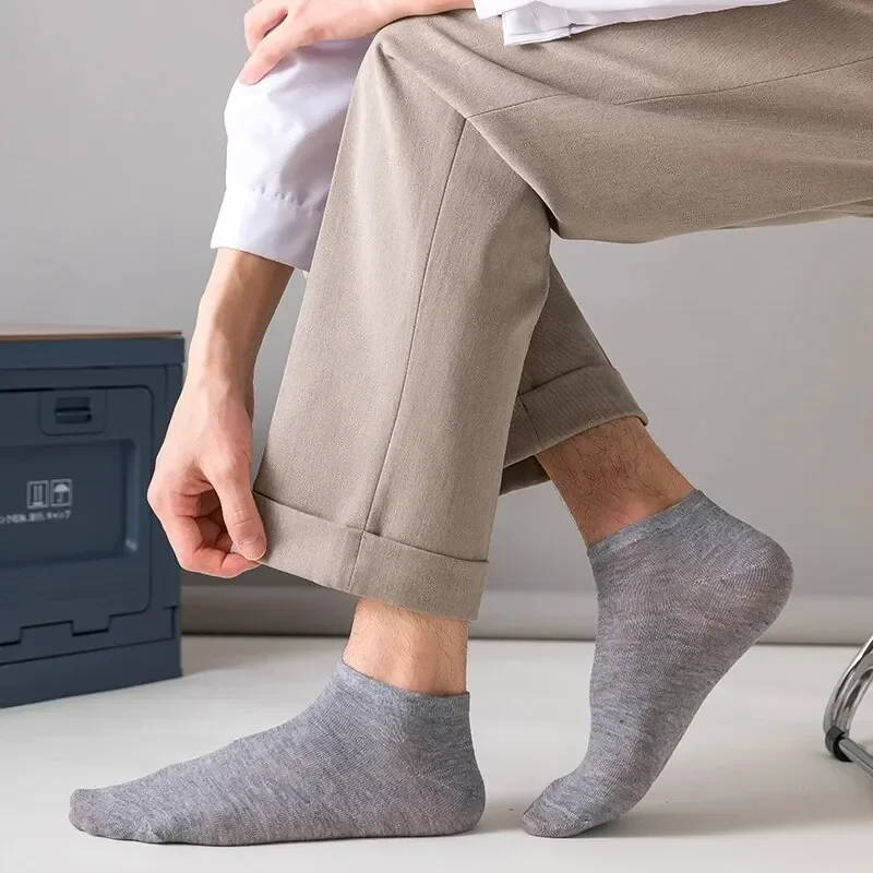 Solid Ankle Socks Meias de tornozelo unisex cor s&oacute;lida Meias de barco casuais femininas tornozelo corte baixo macias e leves
