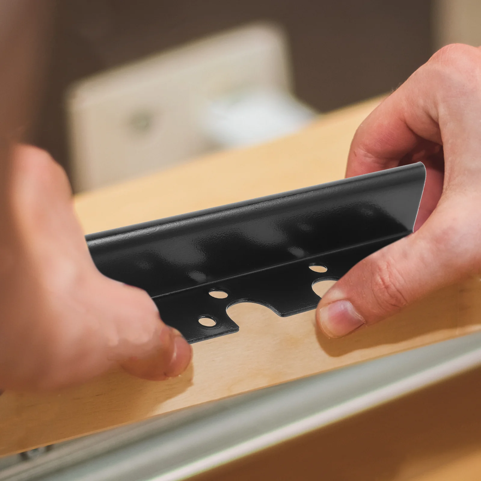 Рисунок 5 - Застежка-крепление для кровати