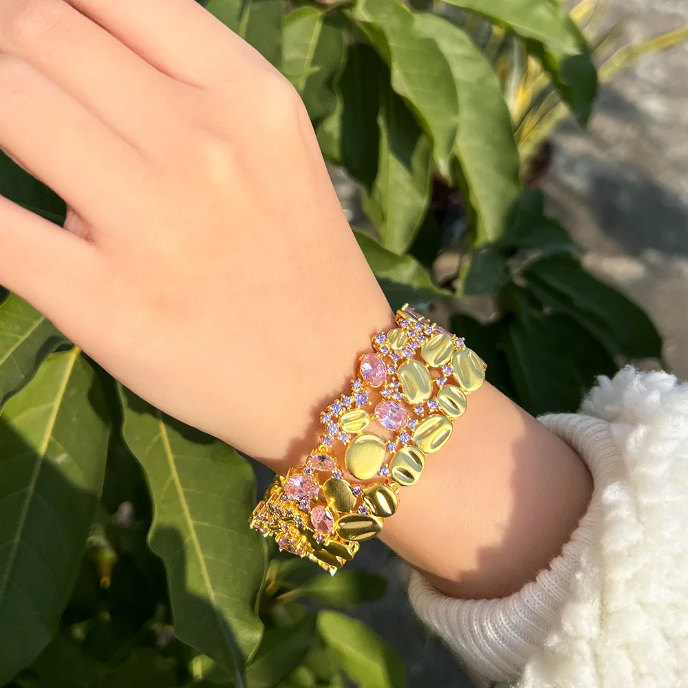 Details more than 77 crystal bracelets dubai 3tdesign.edu.vn