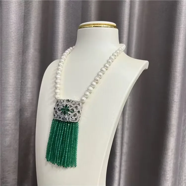 قلادة من العقيق الأخضر لؤلؤ المياه العذبة الطبيعية...