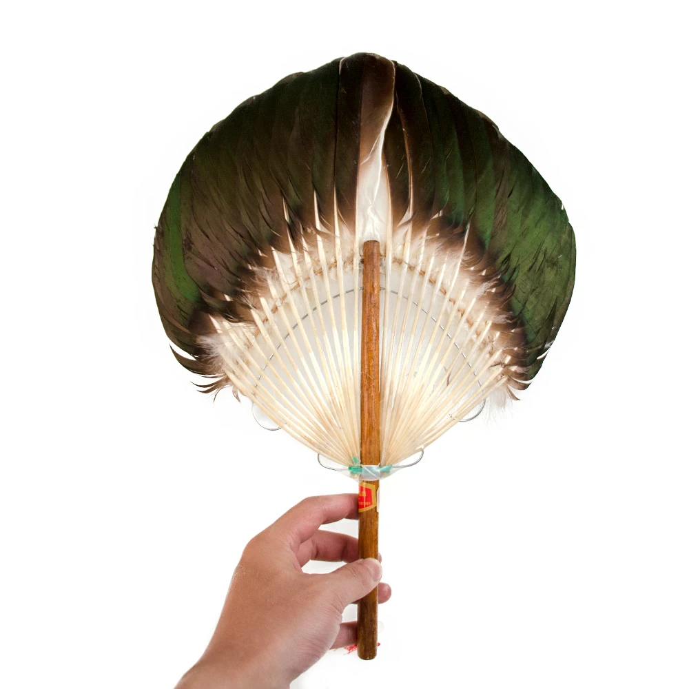 

Hot Sale Chinese Style Zhuge Liang Fan Rooster Feathers Hand Fans Personalized Bamboo Fan for Retro Party Dance Decoration