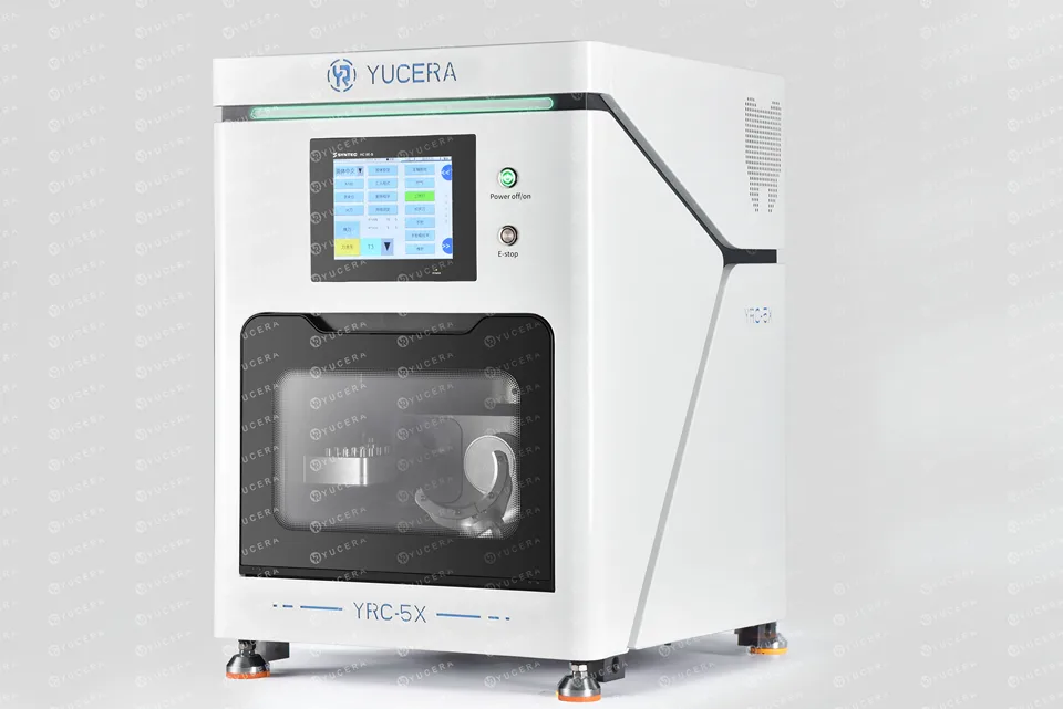 Yucera YRC-5X: 실험실 및 제조 분야에서 뛰어난 성능의 5축 CNC 밀링 머신