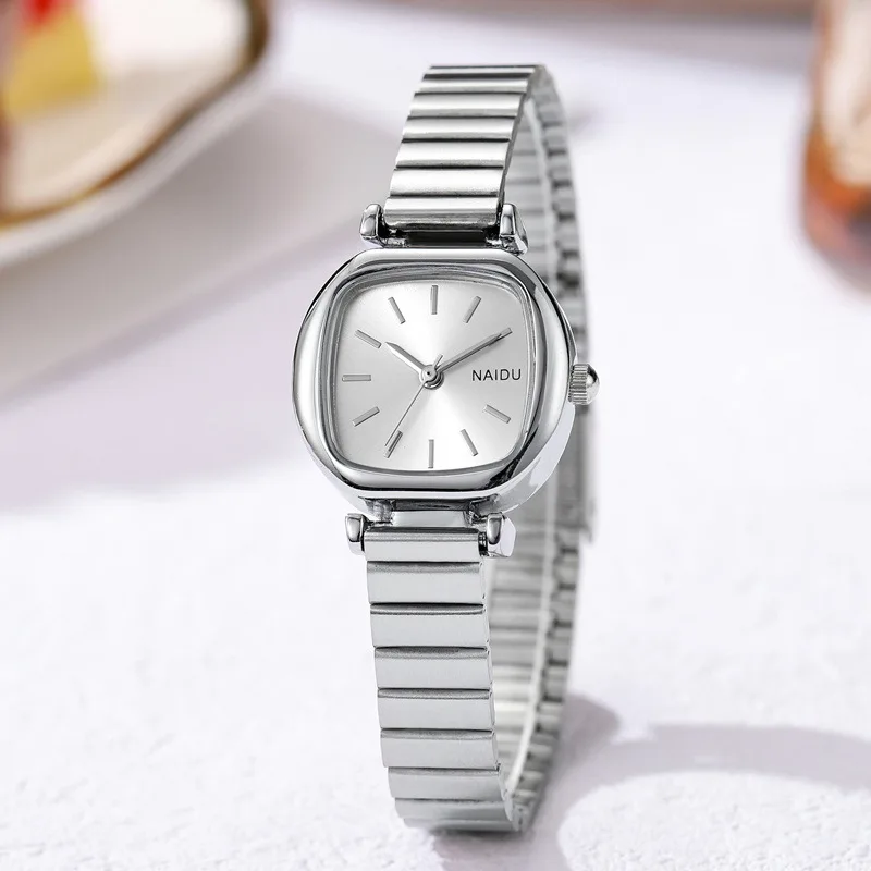 Women's square small plate bamboo strap watch, fashionable and simple quartz watch