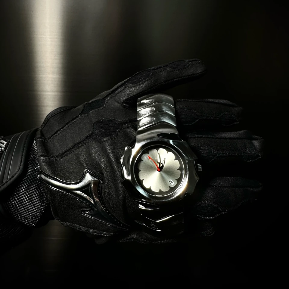 希少 KIOSK メタルベルトwristwatch Oakley 90s 00s KIOSK メタルベルトwristwatch Oakley 90s 00s - メルカリ