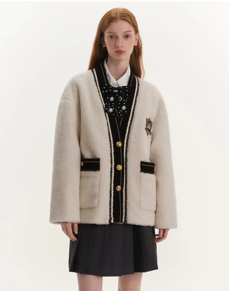 

White Thick Jackets For Women, Oversize Loose Pockets Warm Coat , Fleece Bear Embroidery Preppy Tops, جاكيت نسائي جلدFlocking