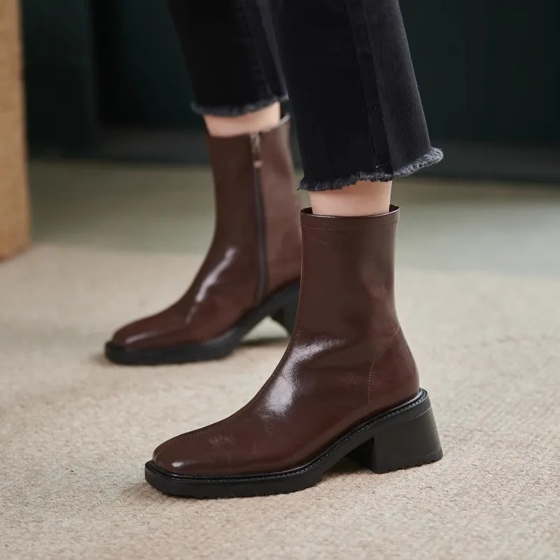 

Женские резиновые ботинки на молнии, зимние ботинки челси, женская обувь для дождя, привлекательные женские ботинки на среднем каблуке со скошенным каблуком, для осени, 2023