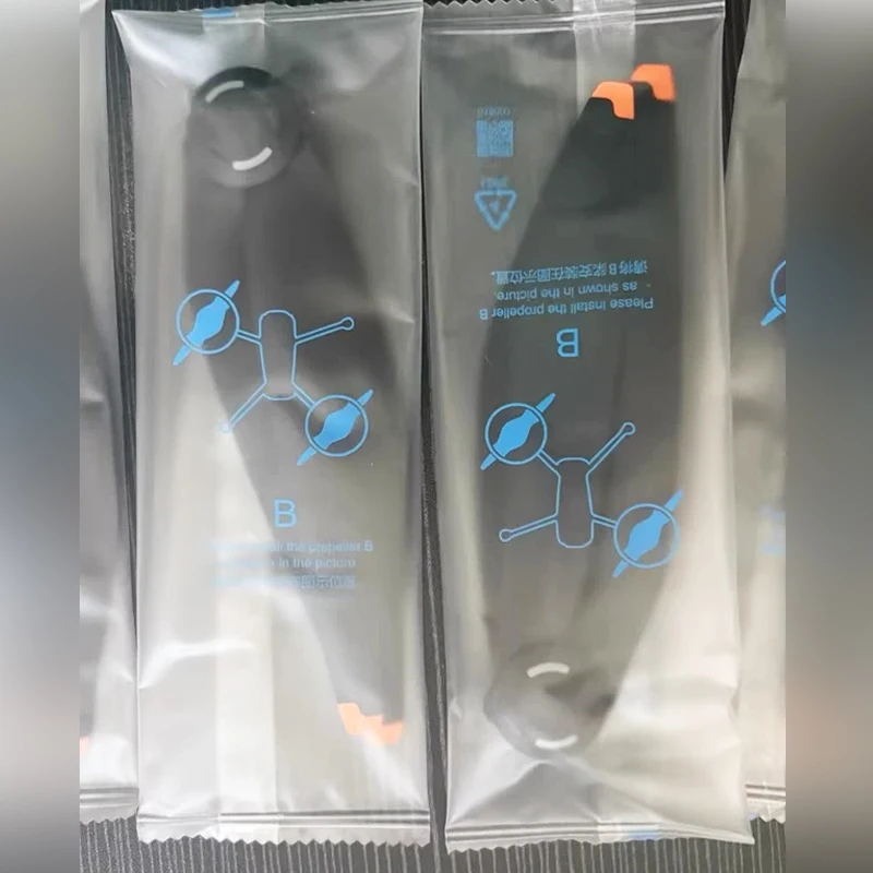 Hélices de protection pour DJI Mavic 4 Pro, Mavic 3, Mavic 3E/3T, installées sur un drone en vol stationnaire.