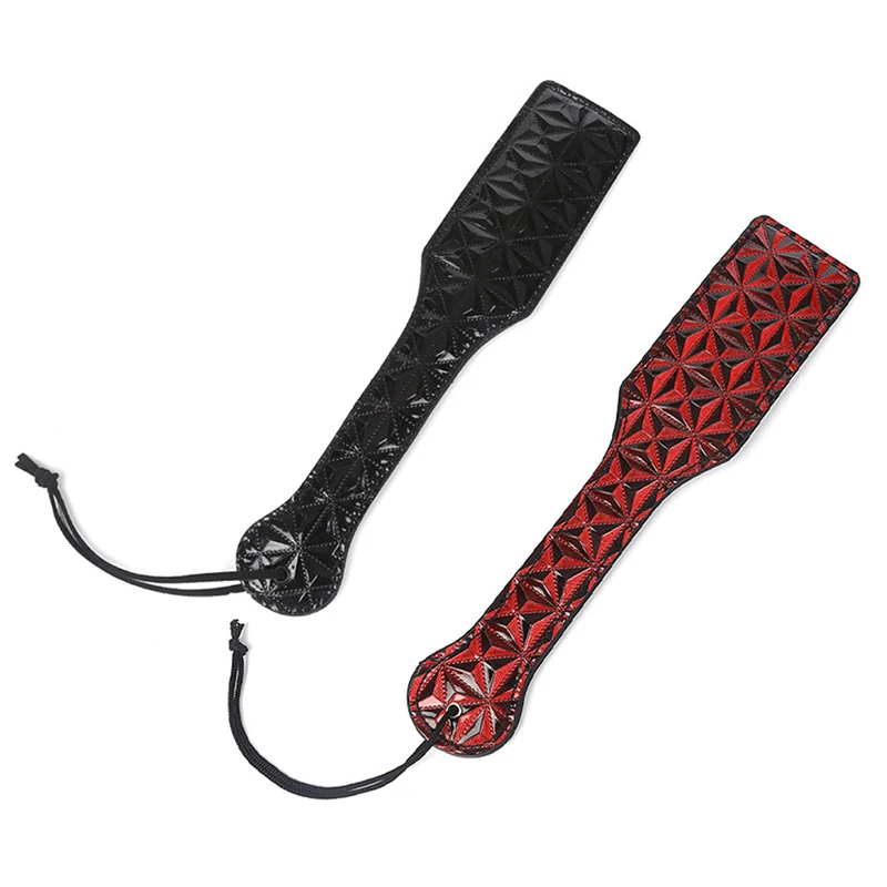 1pc Diamond Pattern Flog Spank Paddle Horse Whip Beat Submissive for Horse Training Crop Leather Spanking Paddle