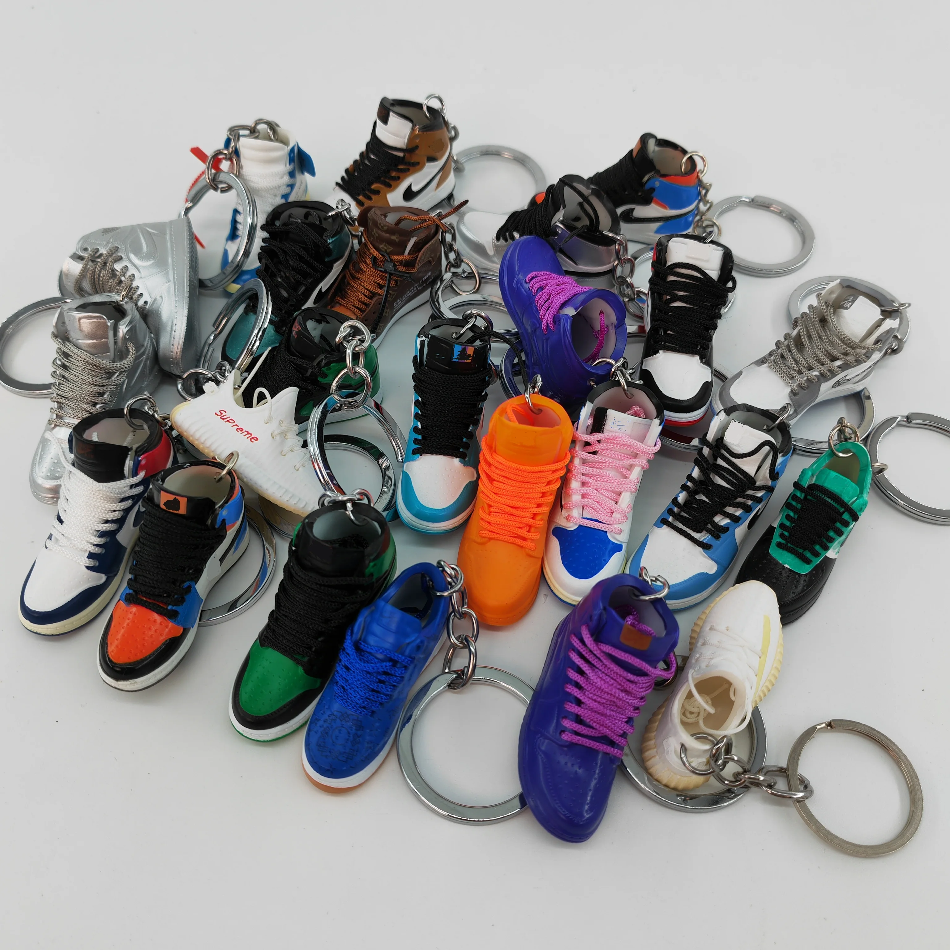 Delicate 3D mini sneaker key chain simulating interesting basketball shoe key  ring DIY finger skateboaa birthday present - AliExpress