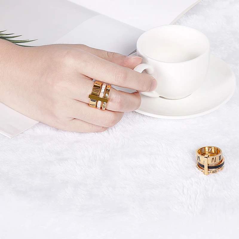 Anelli in acciaio inossidabile con conchiglia alla moda per donne Ragazze Tre strati Numeri romani Strass Anelli da sposa da donna Gioielli - immagine 2