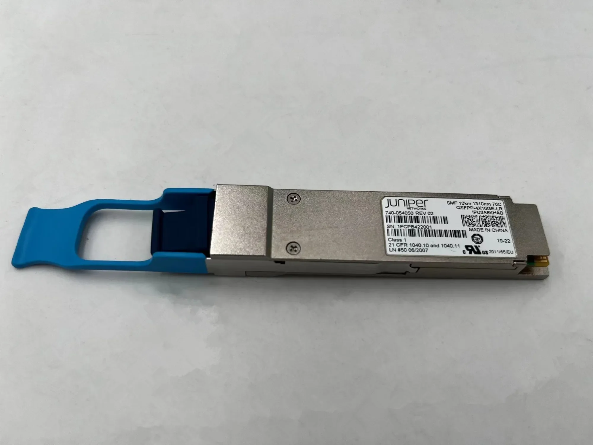 Juniper QSFP Module 40GB 740-054050 740-057315 QSFPP-4X10GE-LR IPU3A8KHAB SMF 10KM 1310NM MPO Interface 40g Fiber Transceiver juniper qsfp module 40gb 740 054050 740 057315 qsfpp 4x10ge lr ipu3a8khab smf 10km 1310nm mpo interface 40g fiber transceiver