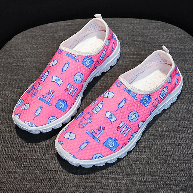 Rimocy - Zapatos de enfermera para mujer, zapatillas transpirables con estampado para mujer, zapatillas ligeras antideslizantes sin cordones, zapatillas deportivas informales de suela suave para mujer