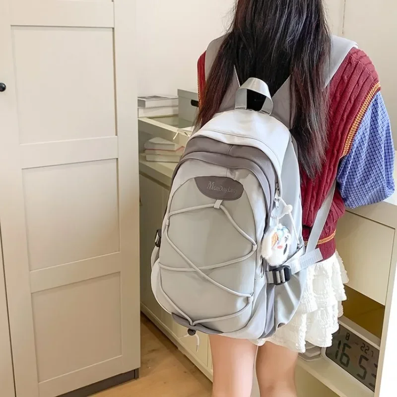 나일론 지퍼 캐주얼 심플리시티 학교 가방 대용량 다용도 여성용 스윗 백 2026 신상 청소년 패션 백팩