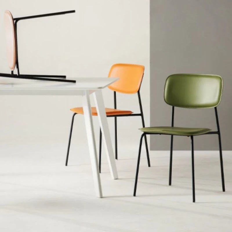 Рисунок 2 - Обеденные стулья для кухни