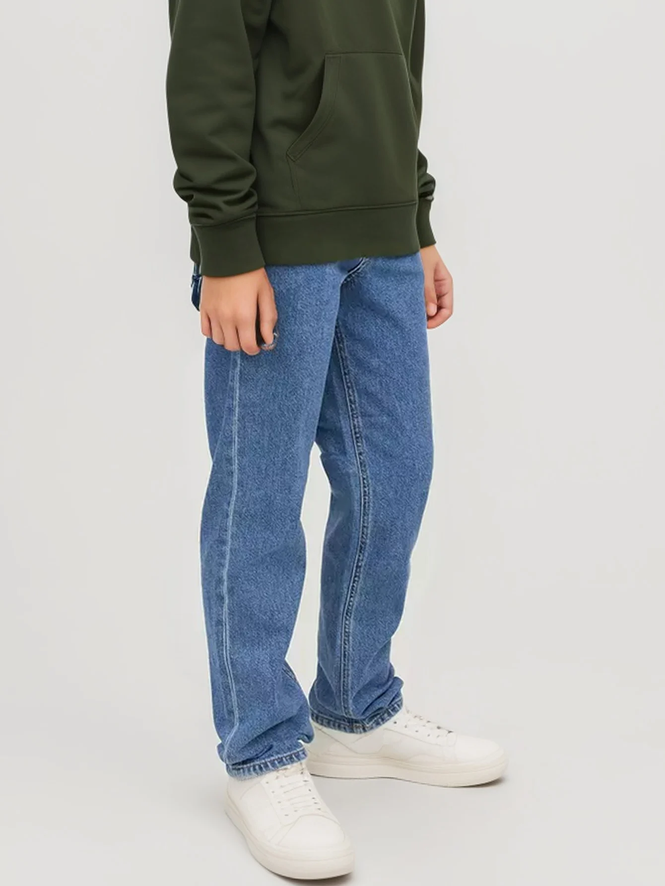 2025 High Quality Jeans For Boys Trendy Brand Sof New Korean kids Casual Long Jeans Classic Man Straight Denim Pants Solid Color 5