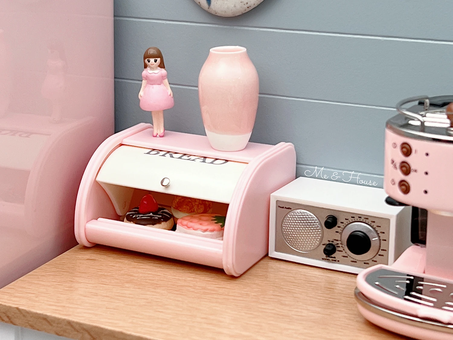 1/6 doll house model furniture accessories mini model Retro bread box storage box 2