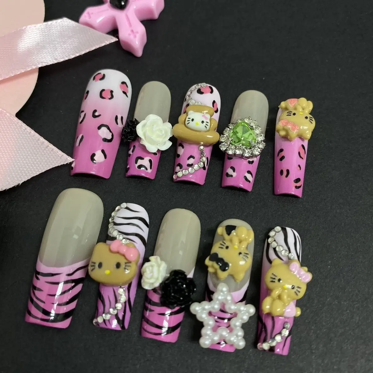 

New Sanrioed Hellokittys French Zebra Print Nail Stickers Y2K Harajuku Style Kittys Hot Girl Extra Long Manicure Nail Stickers