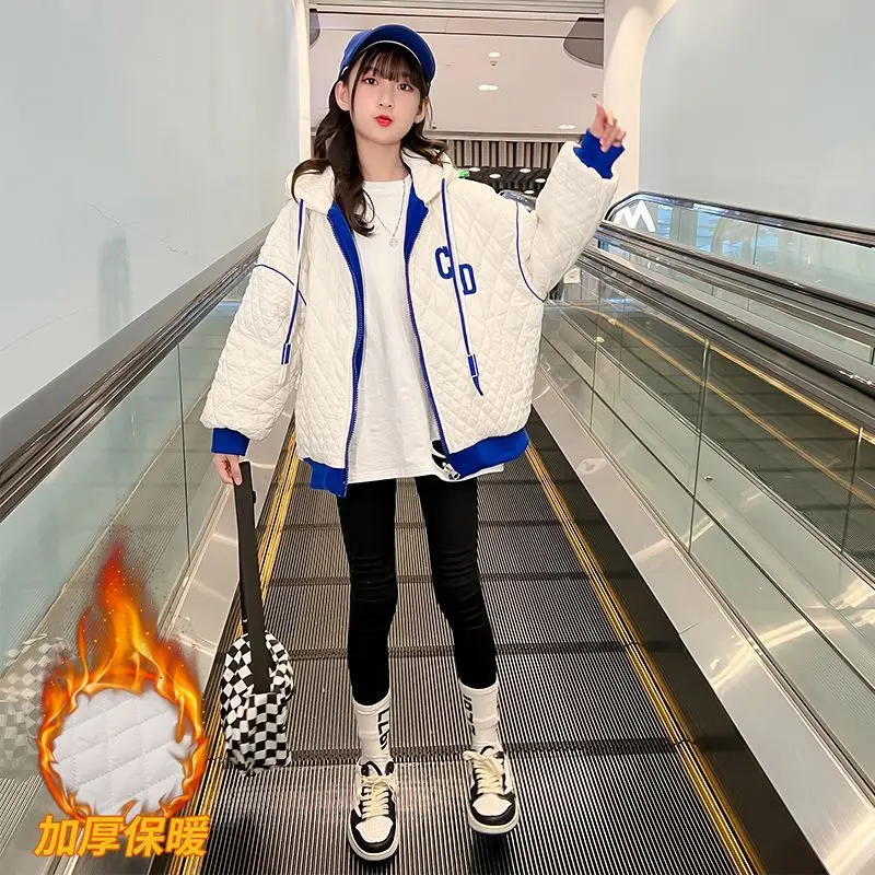 

Детская куртка с капюшоном, на возраст 5-14 лет