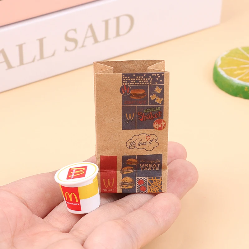 Doll House Kit DollHouse Miniature Simulation Takeaway Package Model DIY Accessories Furniture Toys 1Set